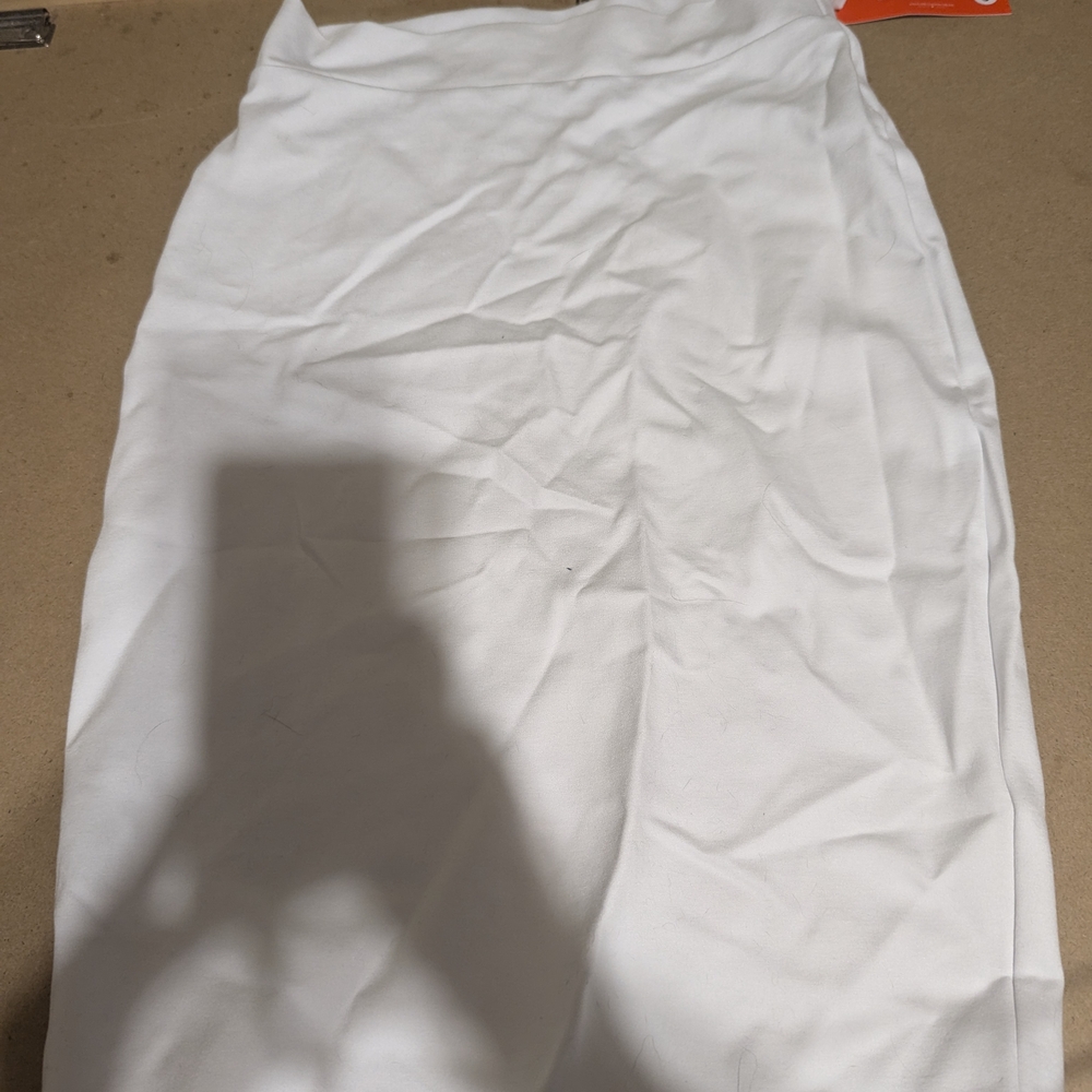 White Midi Pencil Skirt for Casual Wear